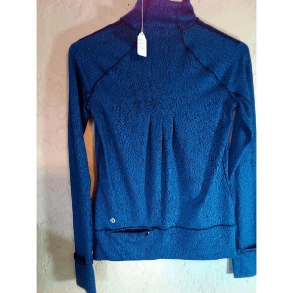 212-EUC Size 4 Lululemon Rush Hour 1/2 Zip - Picture 4 of 6